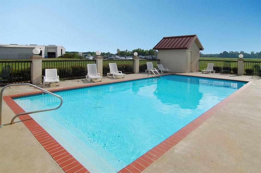Quality Inn & Suites Pine Bluff Facilidades foto